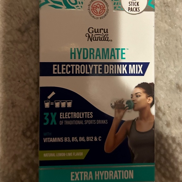 After Sun essentials kit aka: Beach PLEASE - Picture 6 of 8